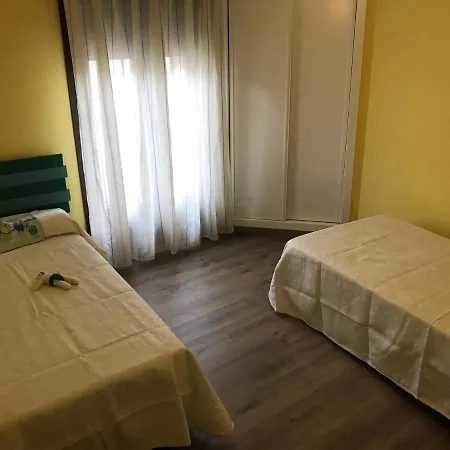 La Plaza Vieja * Cuevas Del Valle